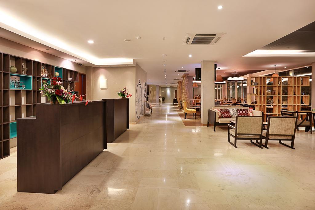 Azana Boutique Hotel Denpasar Eksteriør billede