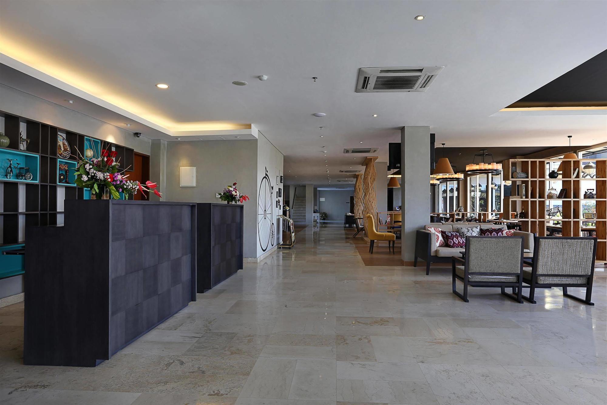 Azana Boutique Hotel Denpasar Eksteriør billede